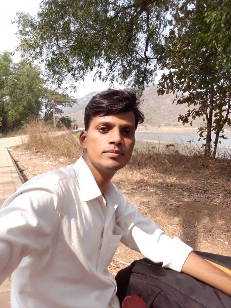 Is Erwin Smith Stronger Than Kyojuro Rengoku In a Fight?